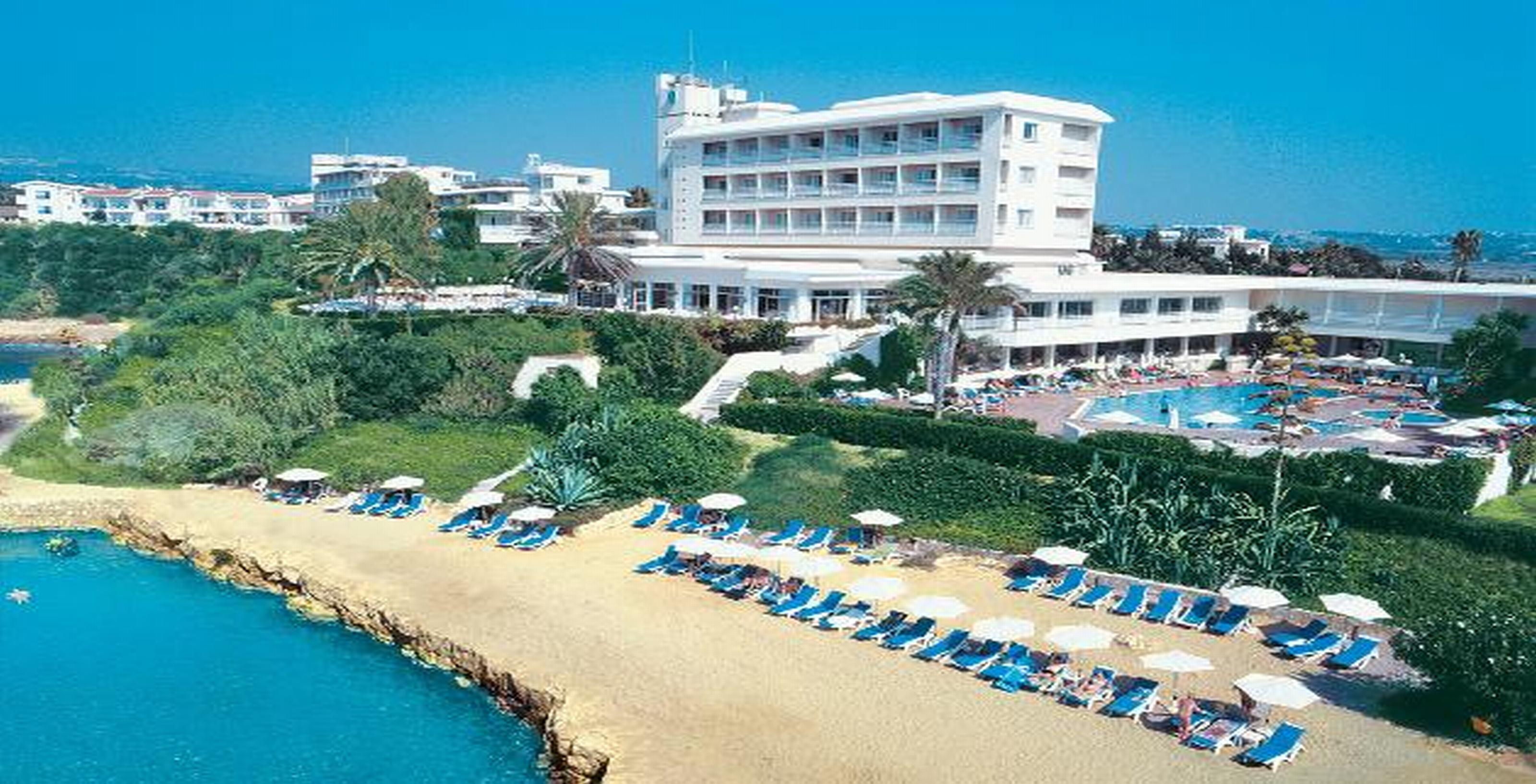 Cynthiana Beach Hotel Paphos Exterior photo