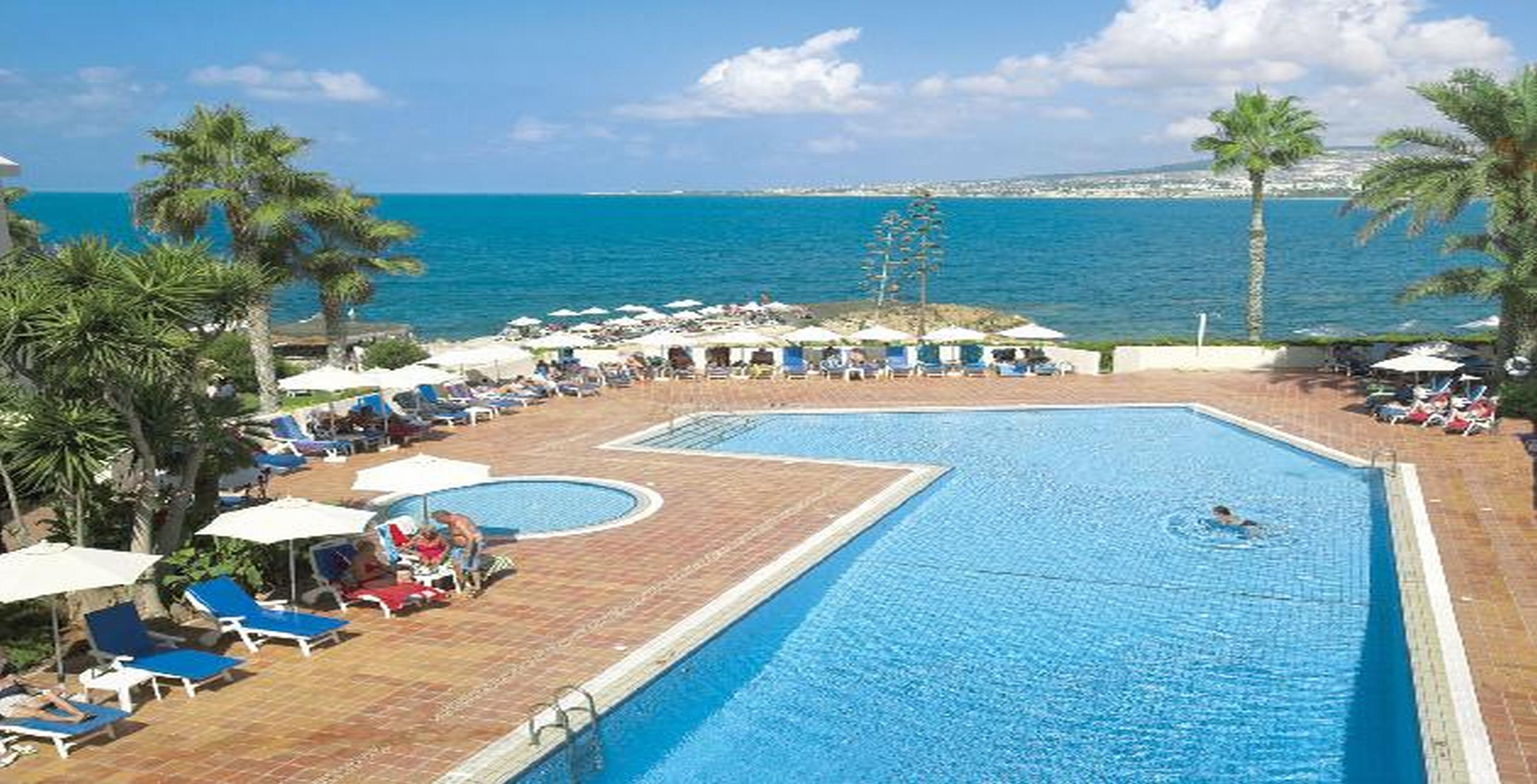 Cynthiana Beach Hotel Paphos Exterior photo